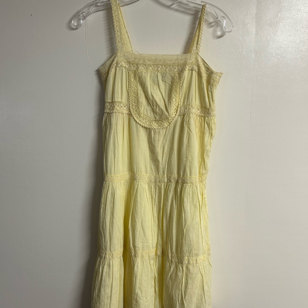 Charlotte Russe Light Yellow Lace Dress